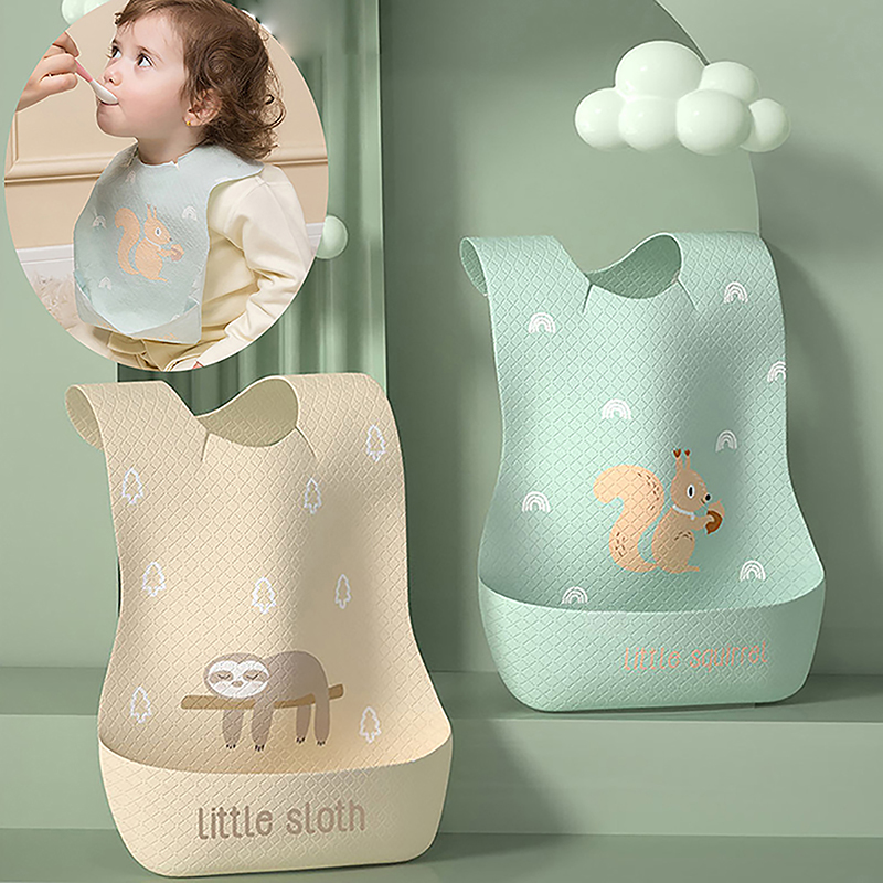 Feeding Baby Food - เอี๊ยมทารกให้อาหารเด็กพร้อมโต๊ะอาหารเด็กใช้แล้วทิ้งผ้าซับน้ำลายลายการ์ตูน