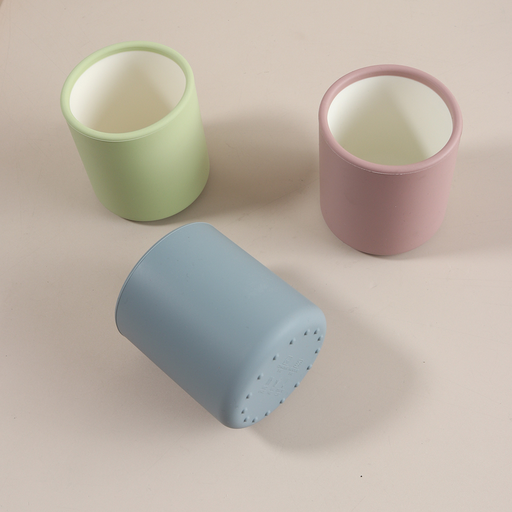 แก้วน้ำซิลิโคนสำหรับฝึกดื่มของ - Baby Food Equipment บทวิจารณ์และราคา