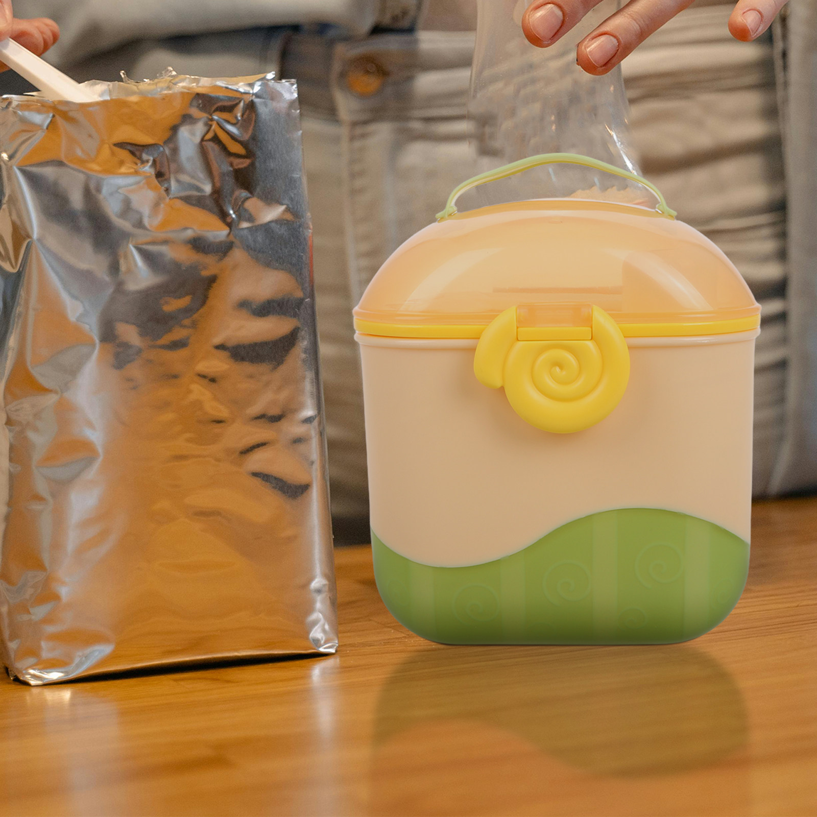 กล่องแบ่งนมผงแบบพกพาสำหรับเด็ก - Baby Food On The Go บทวิจารณ์และราคา